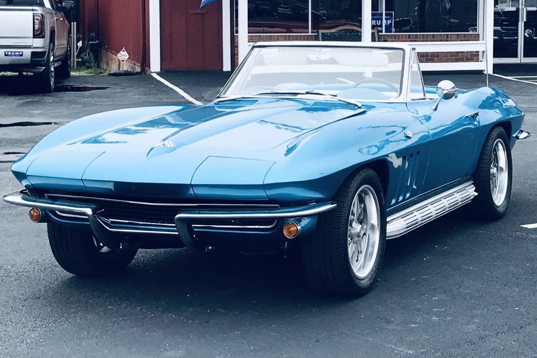 1965 Chevrolet Corvette C2 - Image 3 of 31