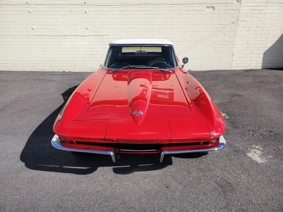 1965 Chevrolet Corvette C2 - Image 24 of 31