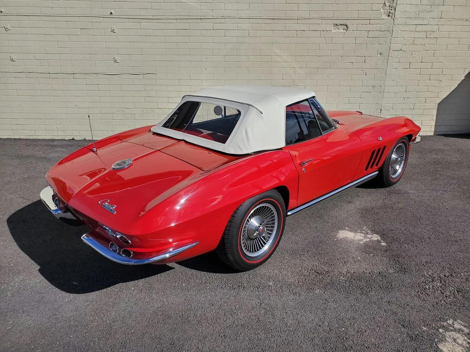 1965 Chevrolet Corvette C2 - Image 18 of 31