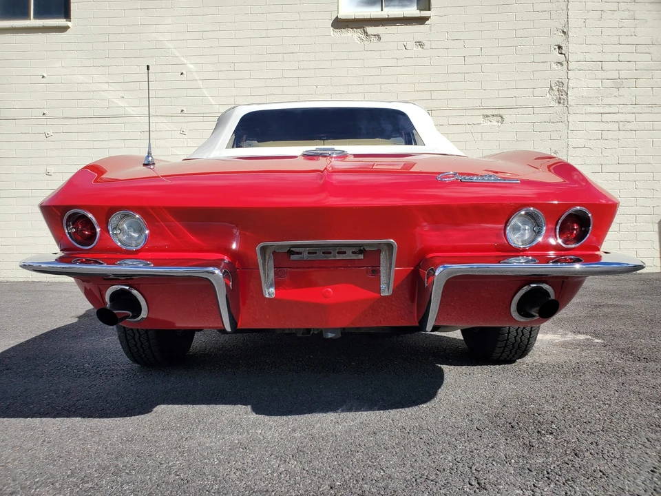 1965 Chevrolet Corvette C2 - Image 17 of 31