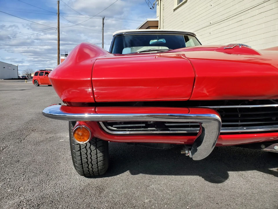 1965 Chevrolet Corvette C2 - Image 29 of 31