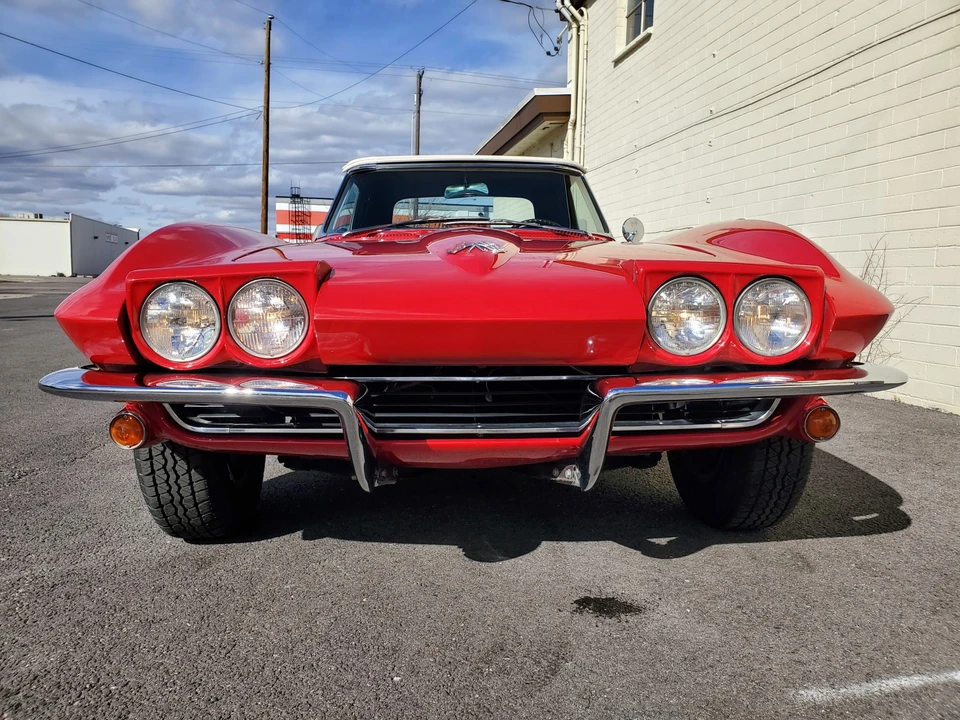 1965 Chevrolet Corvette C2 - Image 26 of 31