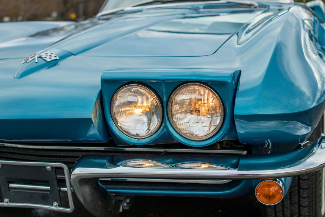 1965 Chevrolet Corvette C2 - Image 20 of 31