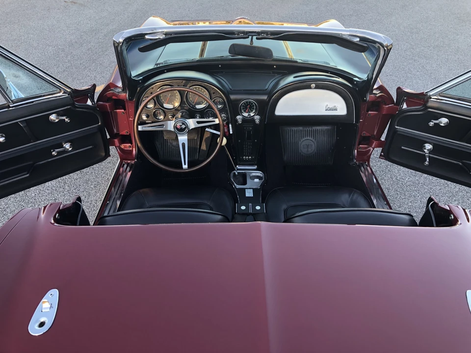 1965 Chevrolet Corvette C2 - Image 23 of 31