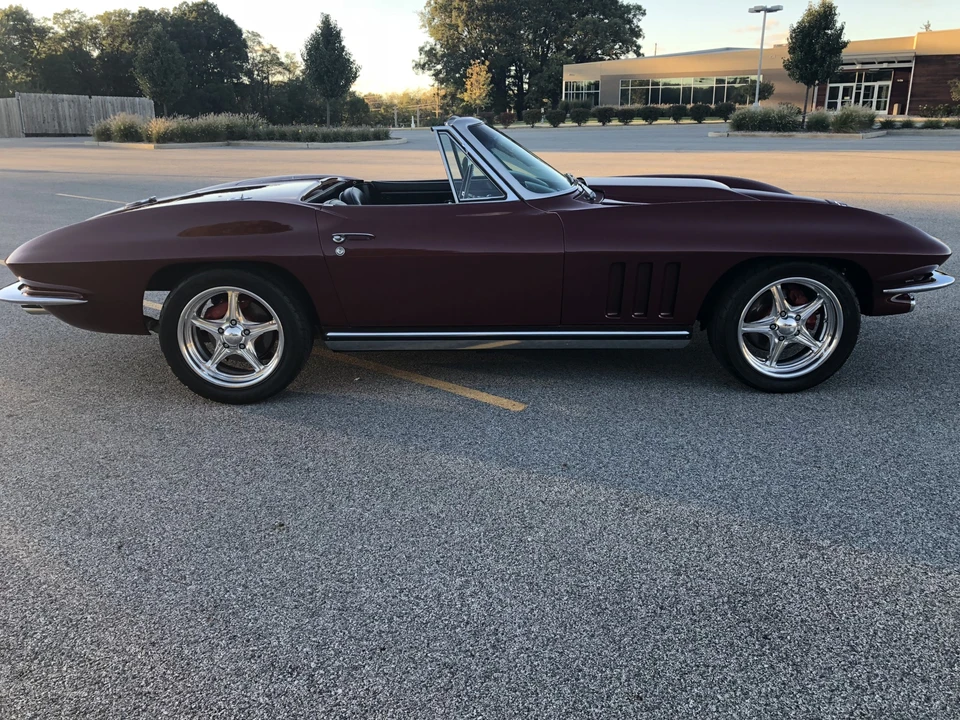 1965 Chevrolet Corvette C2 - Image 5 of 31