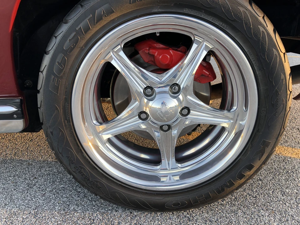 1965 Chevrolet Corvette C2 - Image 19 of 31