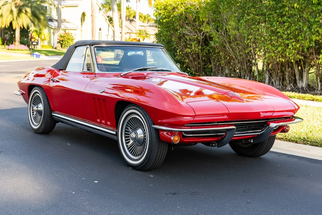 1965 Chevrolet Corvette C2 - Image 23 of 31