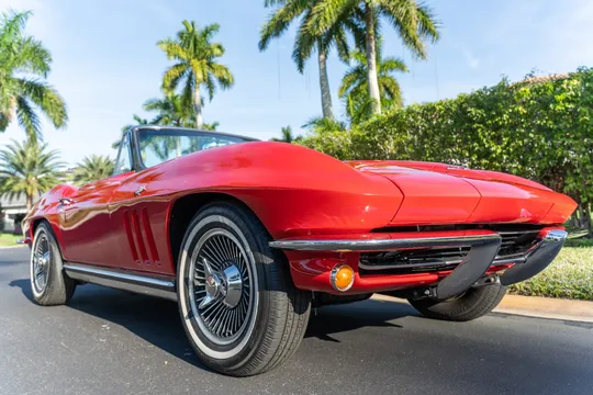 1965 Chevrolet Corvette C2 - Image 4 of 31