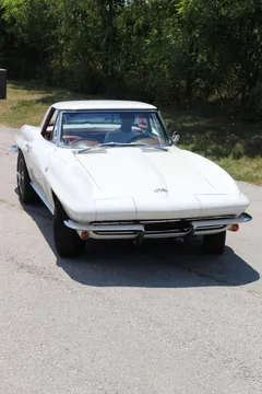 1965 Chevrolet Corvette C2 - Image 3 of 31