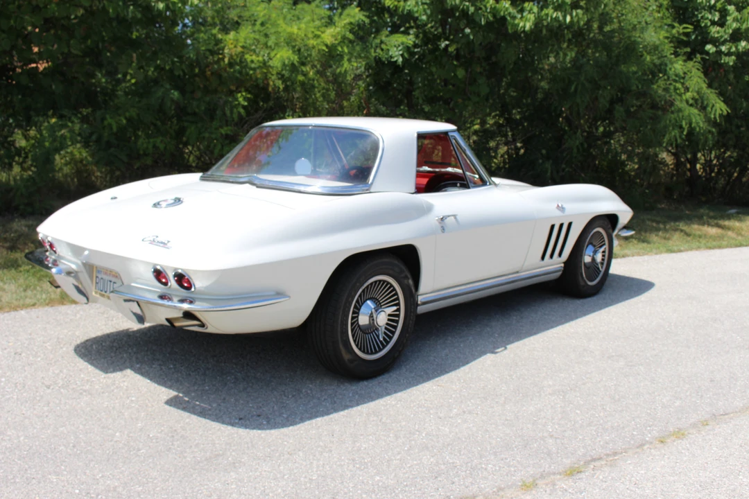 1965 Chevrolet Corvette C2 - Image 12 of 31