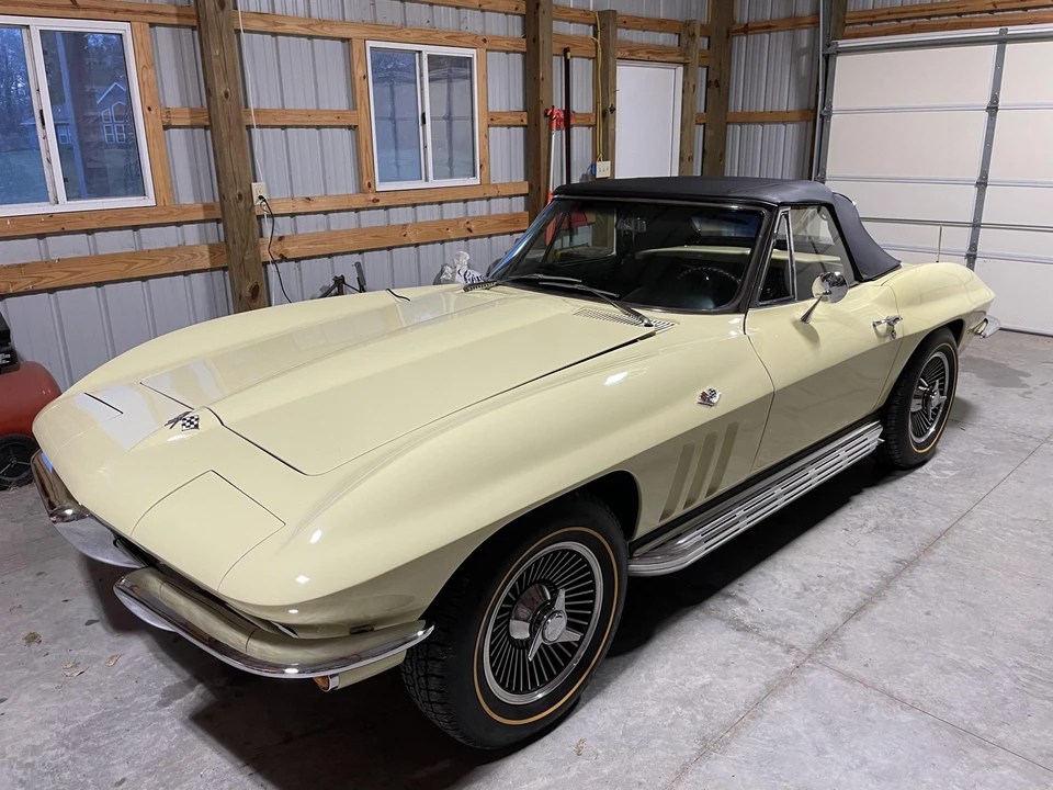 1965 Chevrolet Corvette C2 - Image 9 of 31