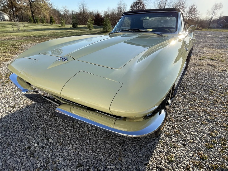 1965 Chevrolet Corvette C2 - Image 7 of 31