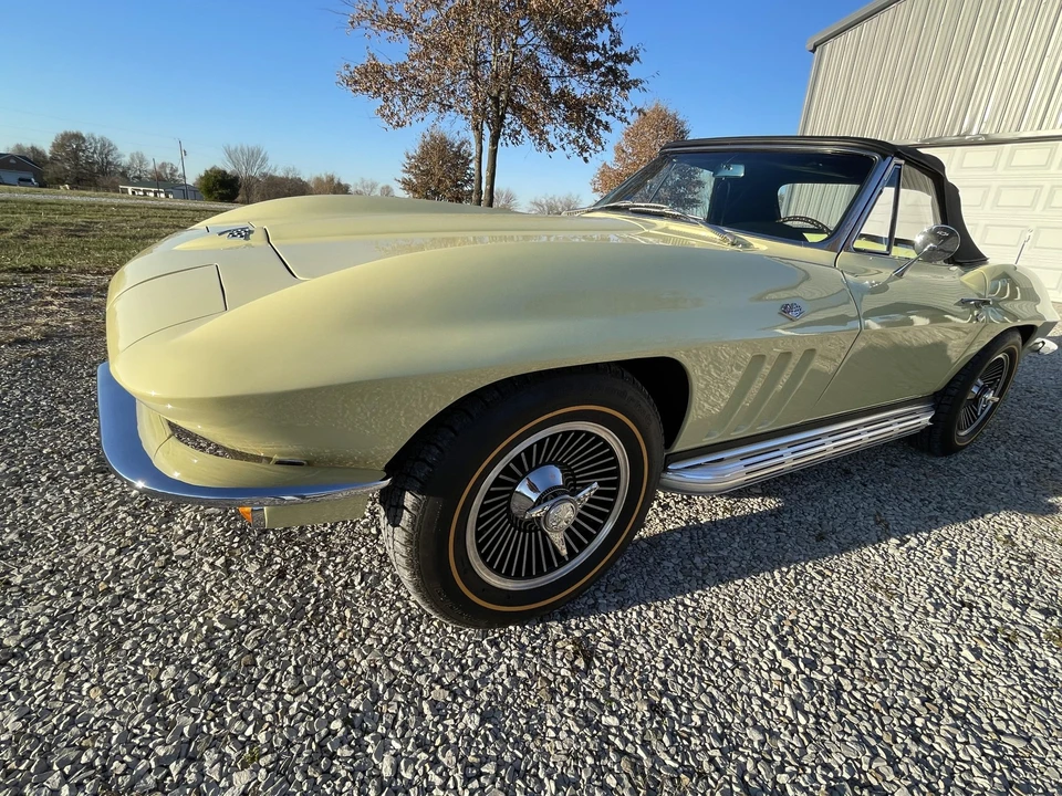 1965 Chevrolet Corvette C2 - Image 8 of 31