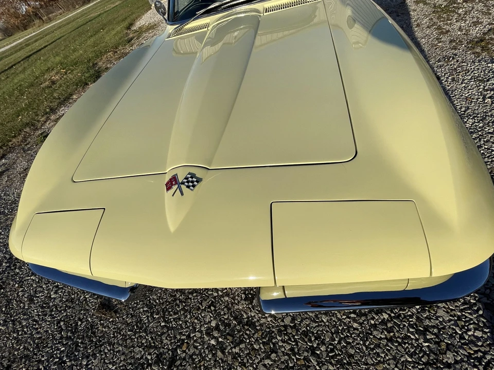 1965 Chevrolet Corvette C2 - Image 31 of 31