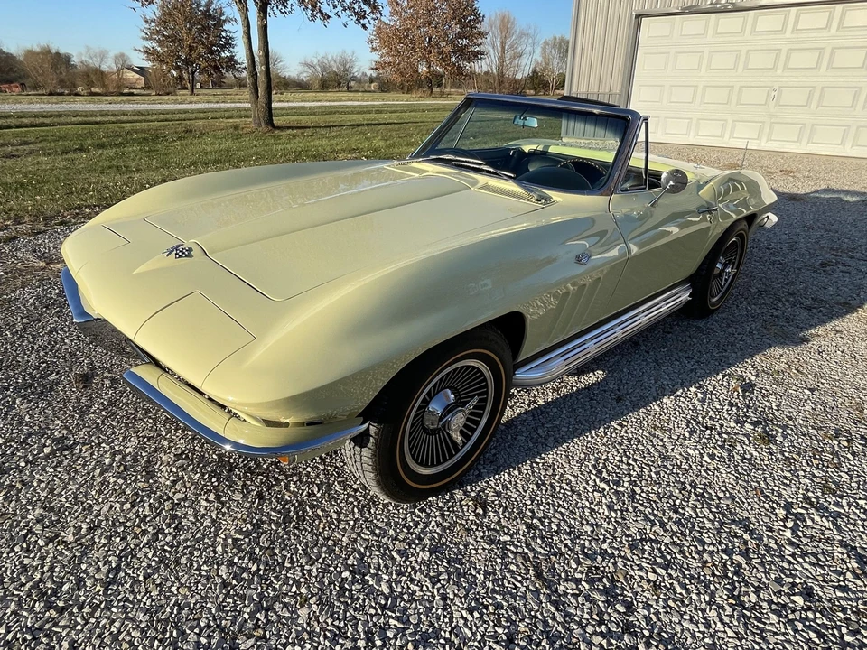 1965 Chevrolet Corvette C2 - Image 5 of 31