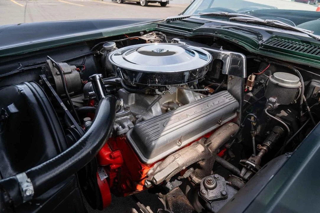 1965 Chevrolet Corvette C2 - Image 17 of 21