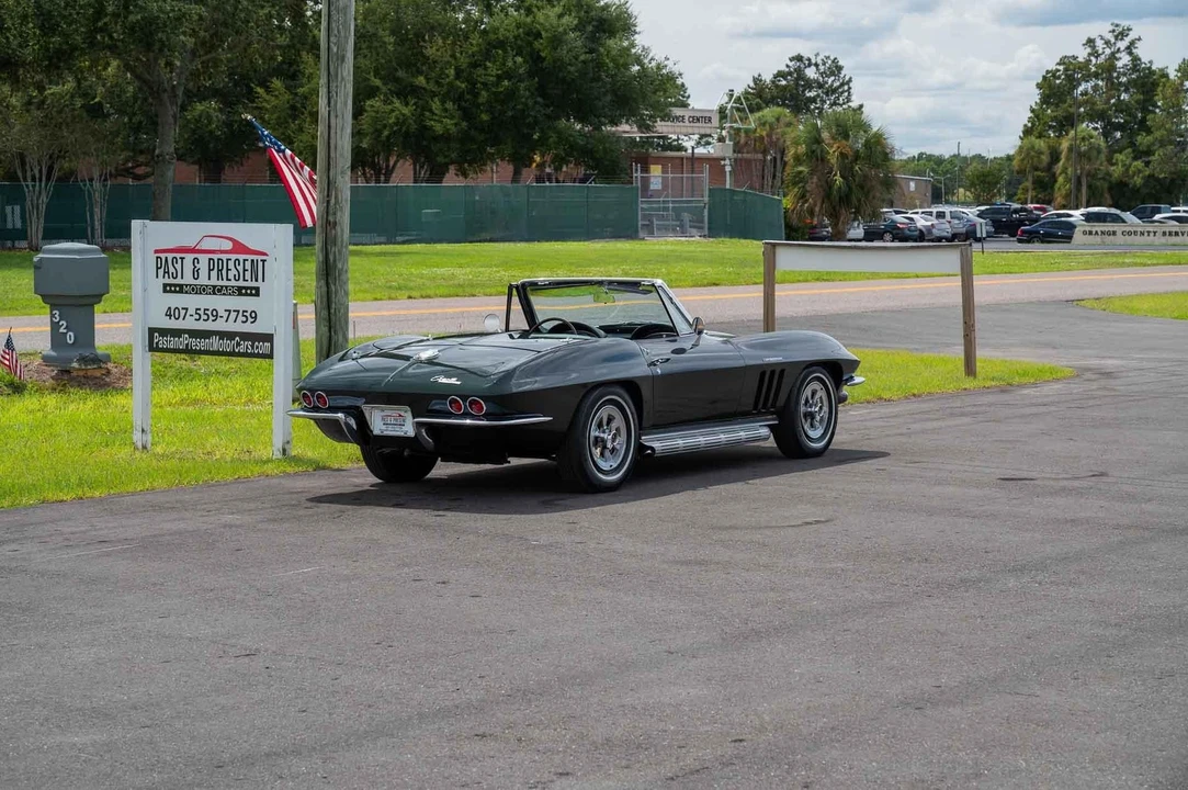 1965 Chevrolet Corvette C2 - Image 6 of 21