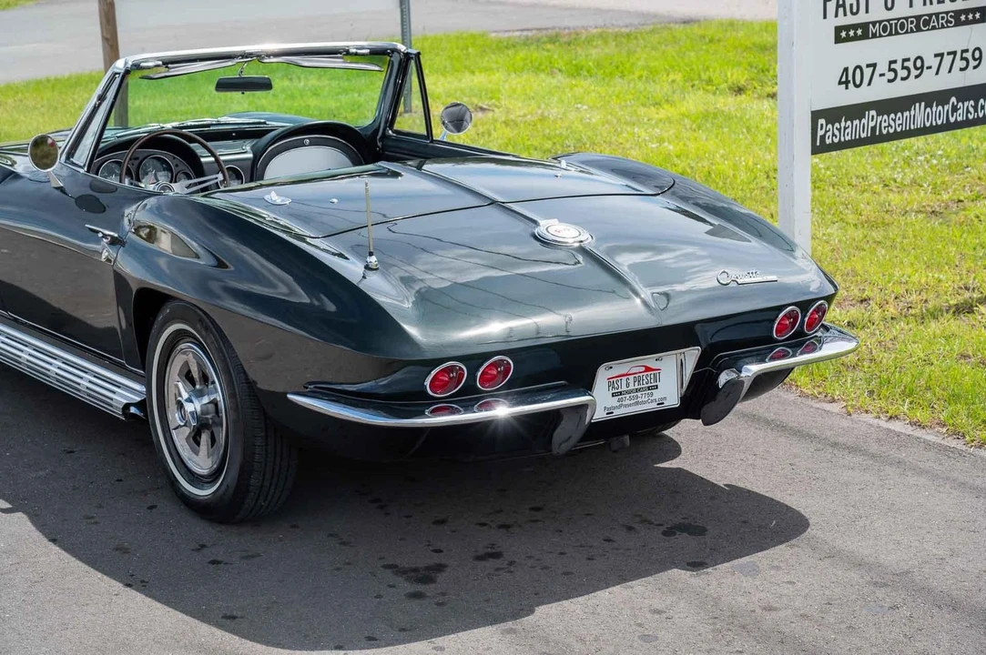 1965 Chevrolet Corvette C2 - Image 20 of 21