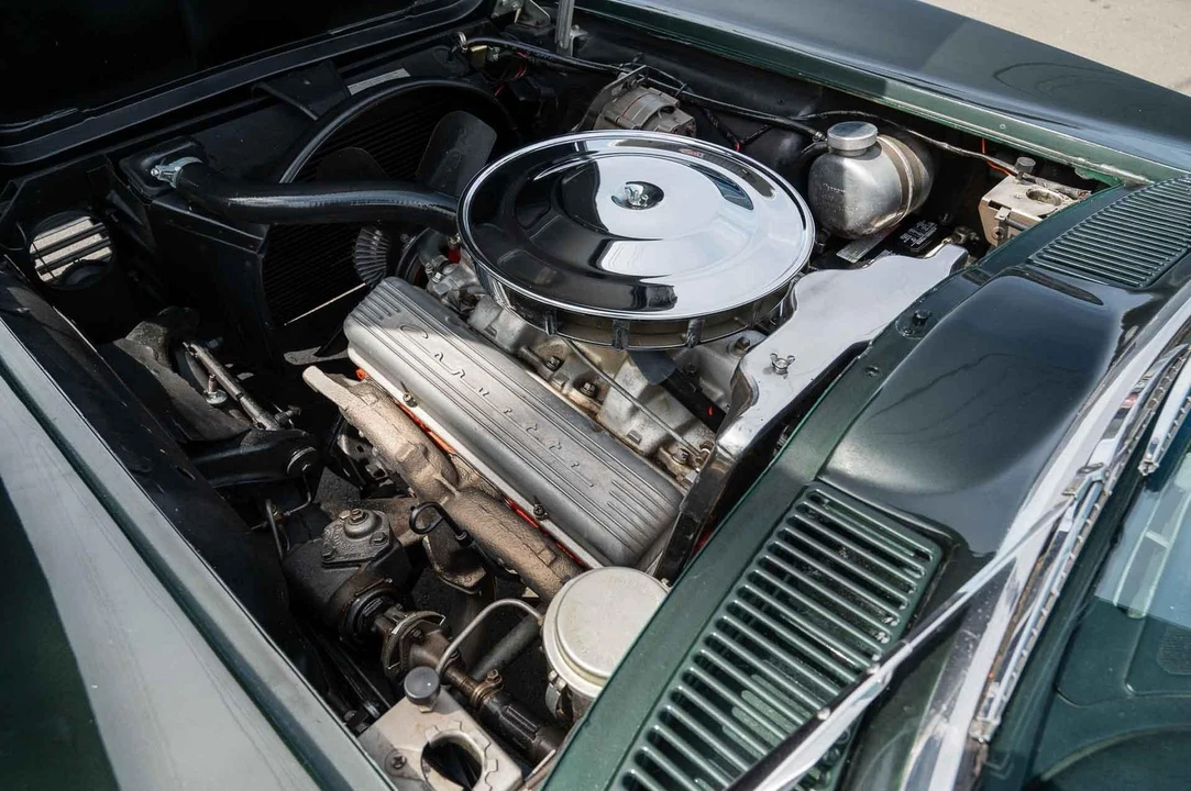 1965 Chevrolet Corvette C2 - Image 16 of 21