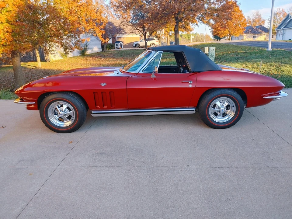 1965 Chevrolet Corvette C2 - Image 11 of 31