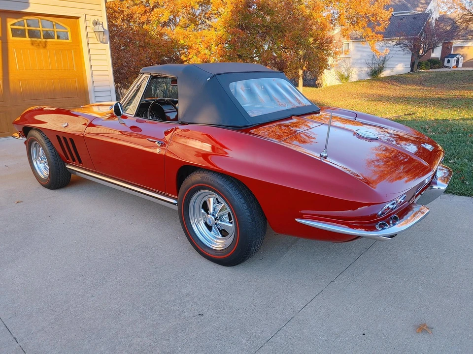 1965 Chevrolet Corvette C2 - Image 9 of 31