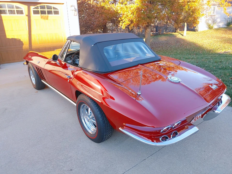 1965 Chevrolet Corvette C2 - Image 8 of 31