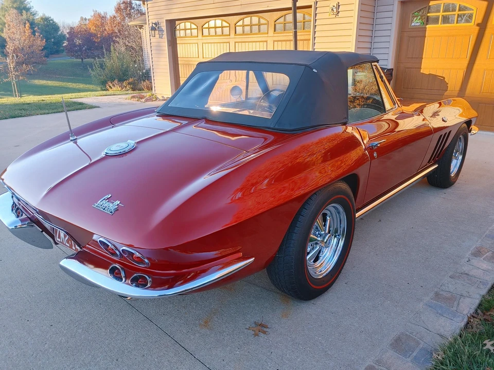 1965 Chevrolet Corvette C2 - Image 6 of 31