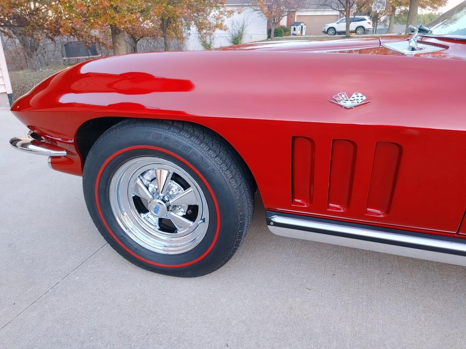 1965 Chevrolet Corvette C2 - Image 27 of 31