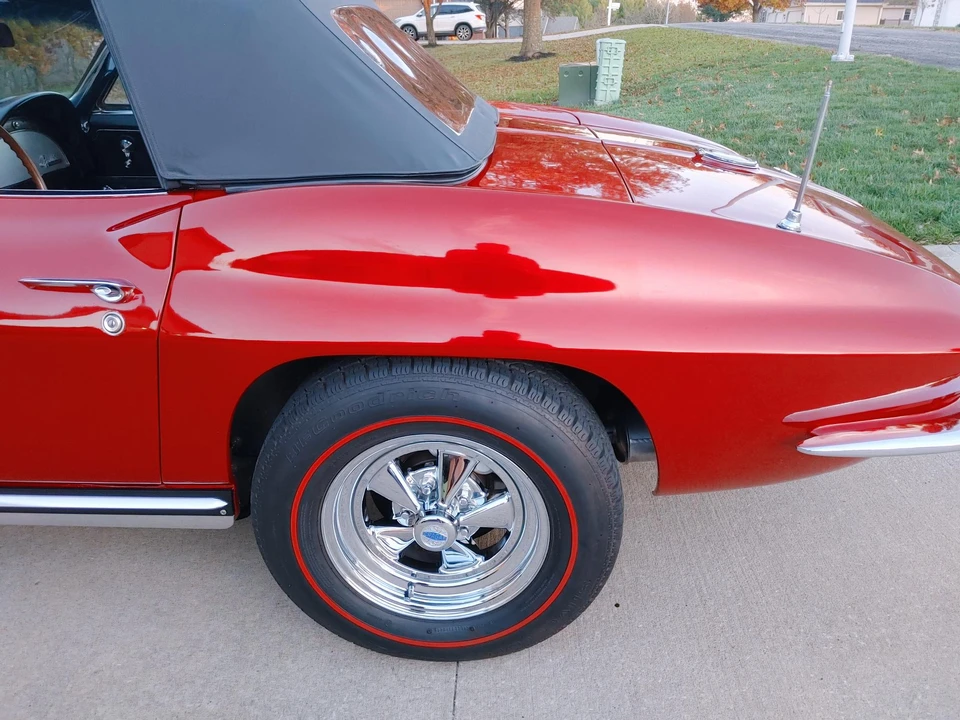 1965 Chevrolet Corvette C2 - Image 29 of 31