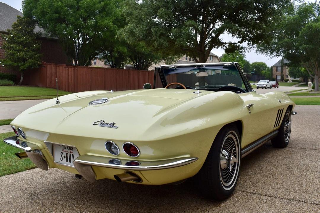 1965 Chevrolet Corvette C2 - Image 18 of 31