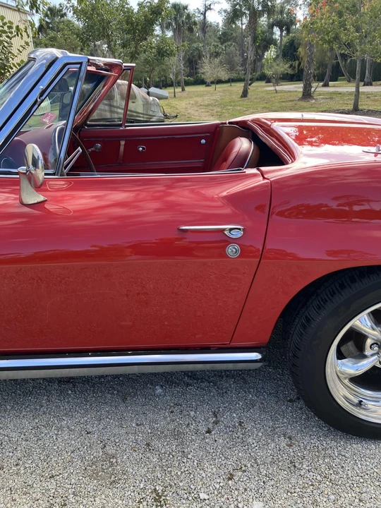 1965 Chevrolet Corvette C2 - Image 21 of 31