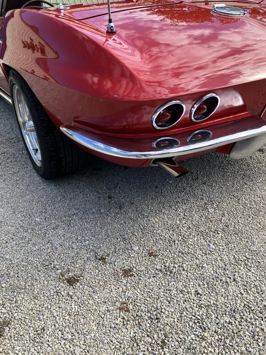 1965 Chevrolet Corvette C2 - Image 25 of 31