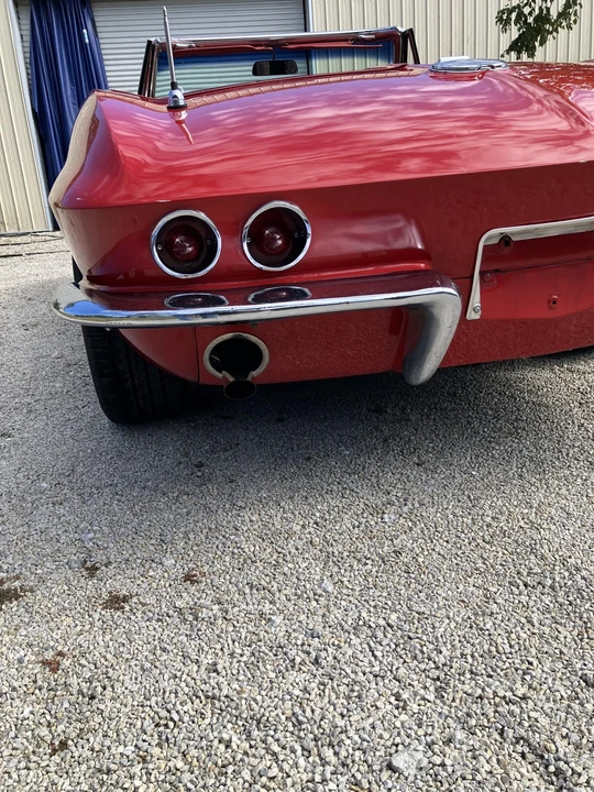 1965 Chevrolet Corvette C2 - Image 27 of 31