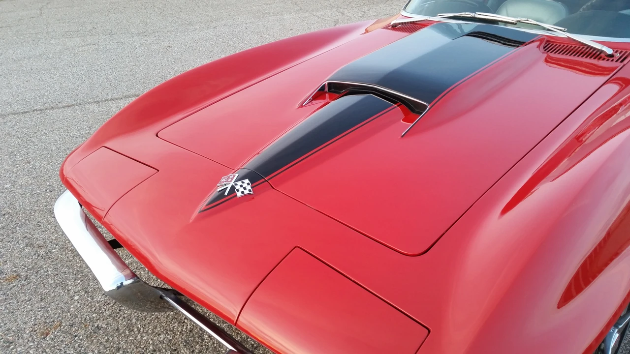 1965 Chevrolet Corvette C2 - Image 22 of 31