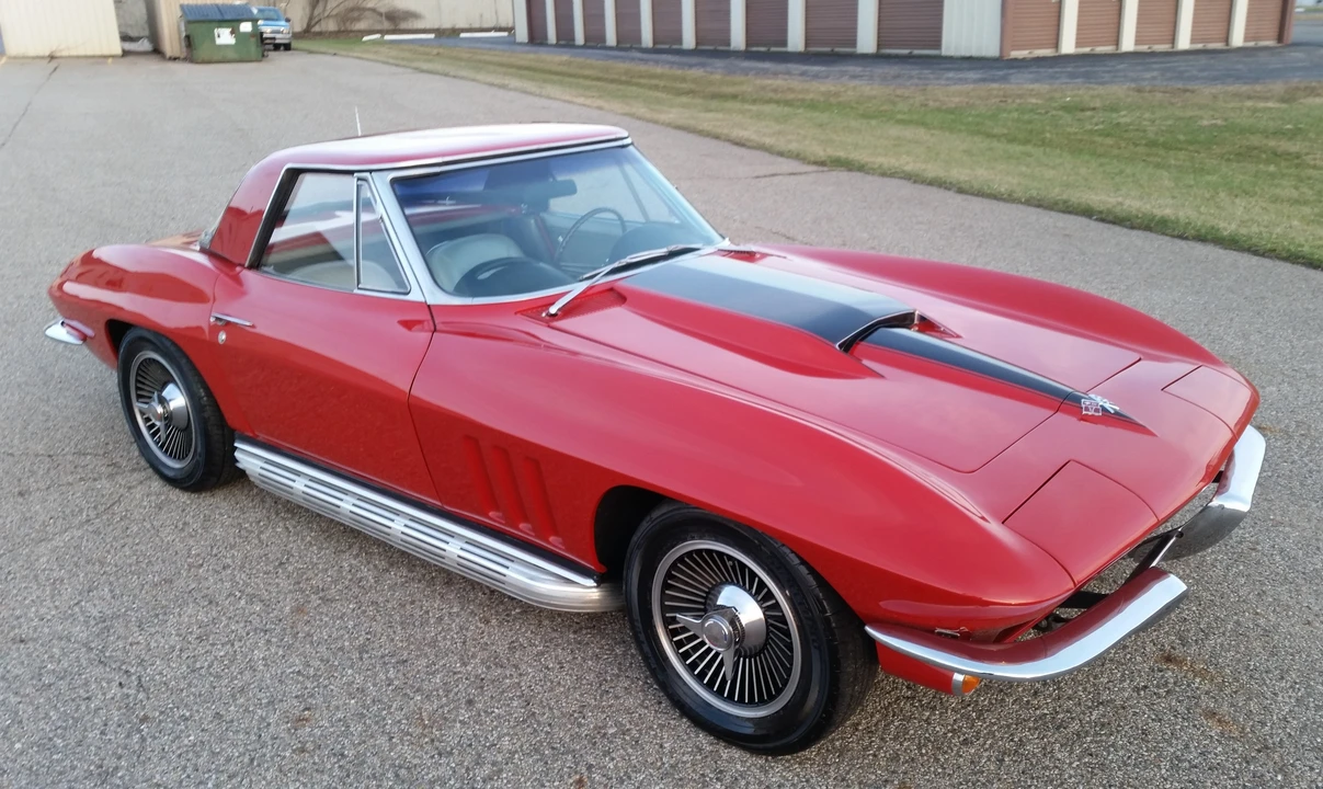 1965 Chevrolet Corvette C2 - Image 3 of 31