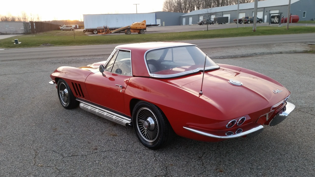1965 Chevrolet Corvette C2 - Image 12 of 31