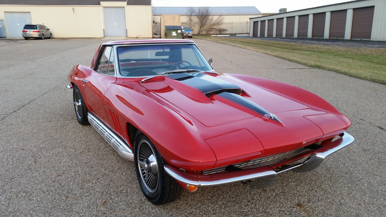 1965 Chevrolet Corvette C2 - Image 4 of 31