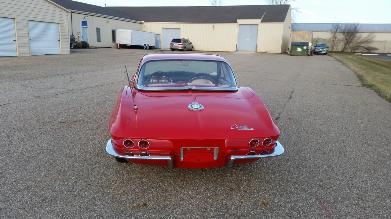 1965 Chevrolet Corvette C2 - Image 14 of 31