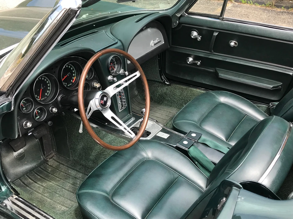 1965 Chevrolet Corvette C2 - Image 26 of 31