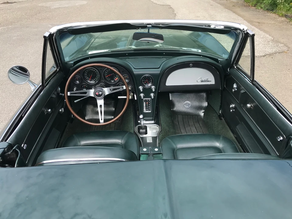 1965 Chevrolet Corvette C2 - Image 30 of 31