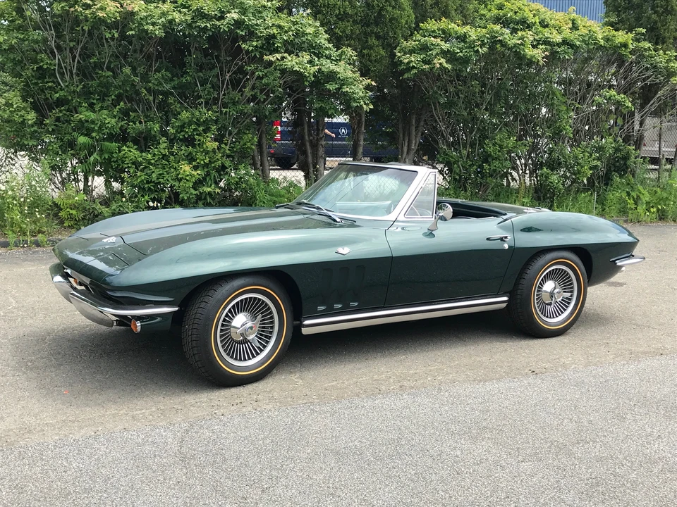 1965 Chevrolet Corvette C2 - Image 23 of 31