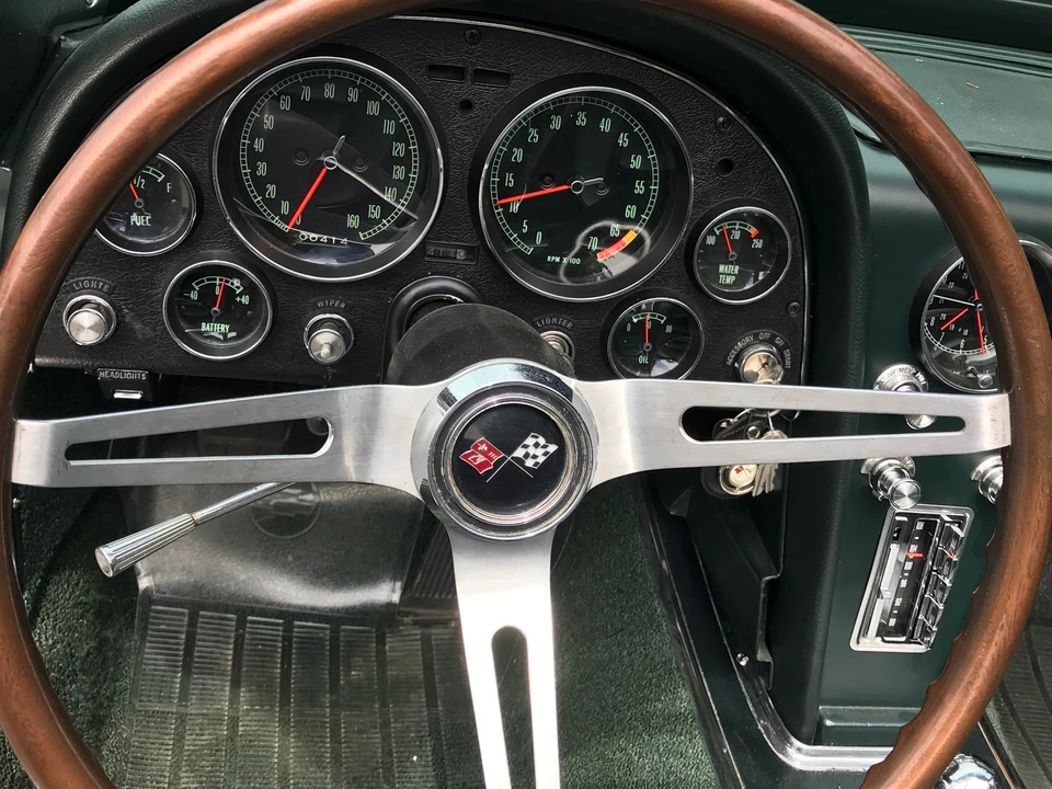 1965 Chevrolet Corvette C2 - Image 28 of 31