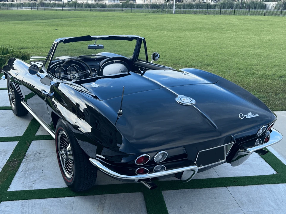 1965 Chevrolet Corvette C2 - Image 11 of 31