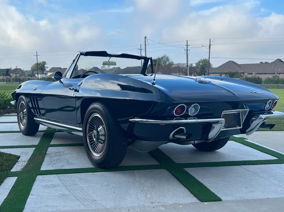 1965 Chevrolet Corvette C2 - Image 10 of 31