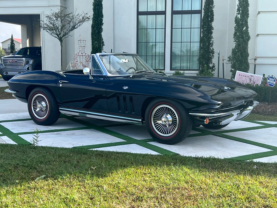 1965 Chevrolet Corvette C2 - Image 6 of 31