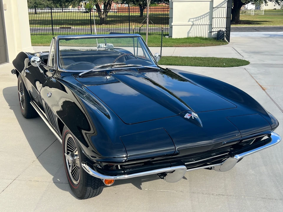 1965 Chevrolet Corvette C2 - Image 2 of 31