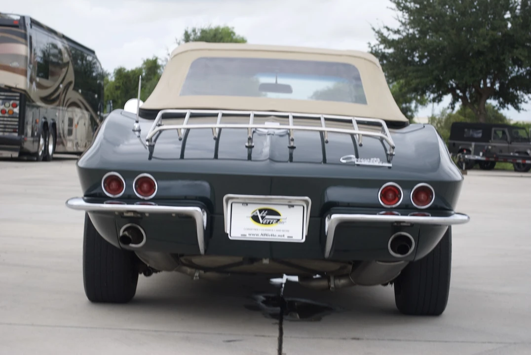 1965 Chevrolet Corvette C2 - Image 10 of 31