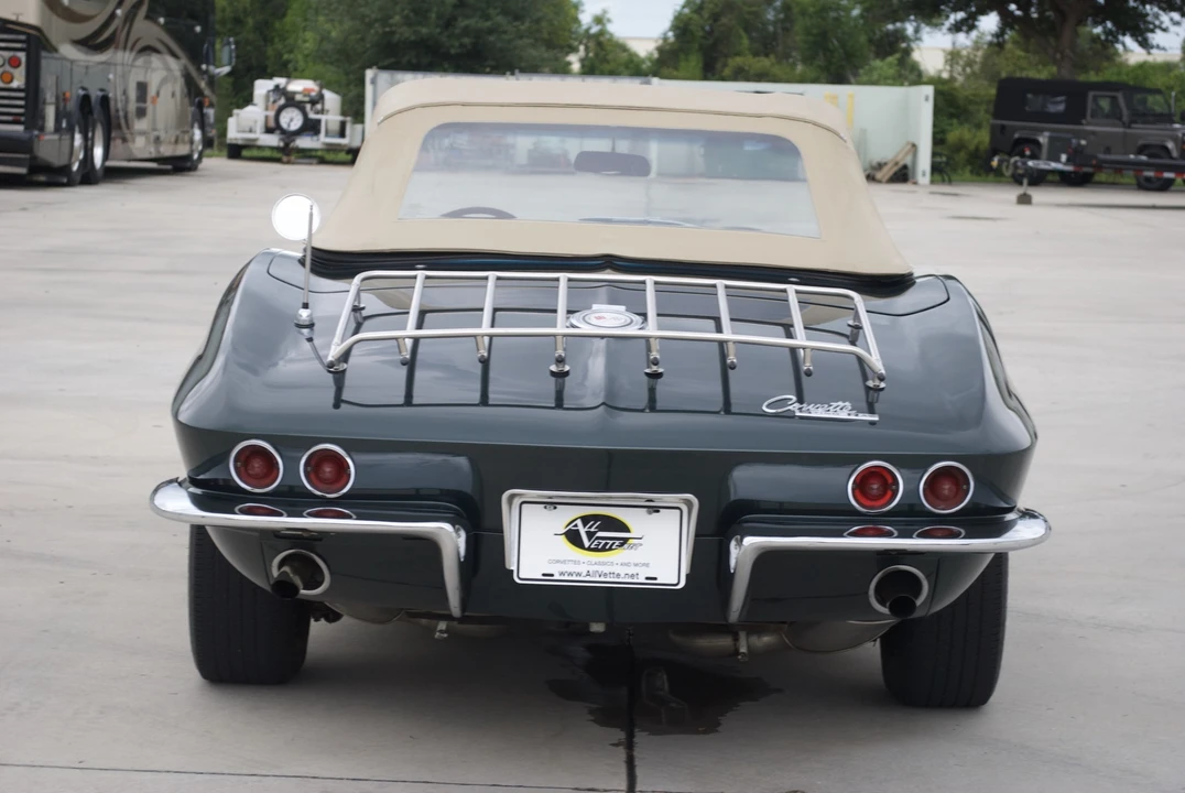 1965 Chevrolet Corvette C2 - Image 11 of 31