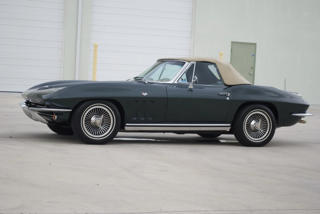 1965 Chevrolet Corvette C2 - Image 6 of 31