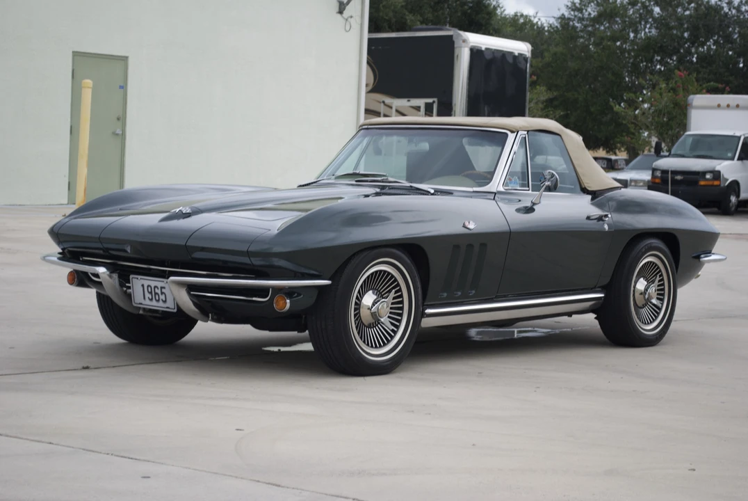 1965 Chevrolet Corvette C2 - Image 5 of 31